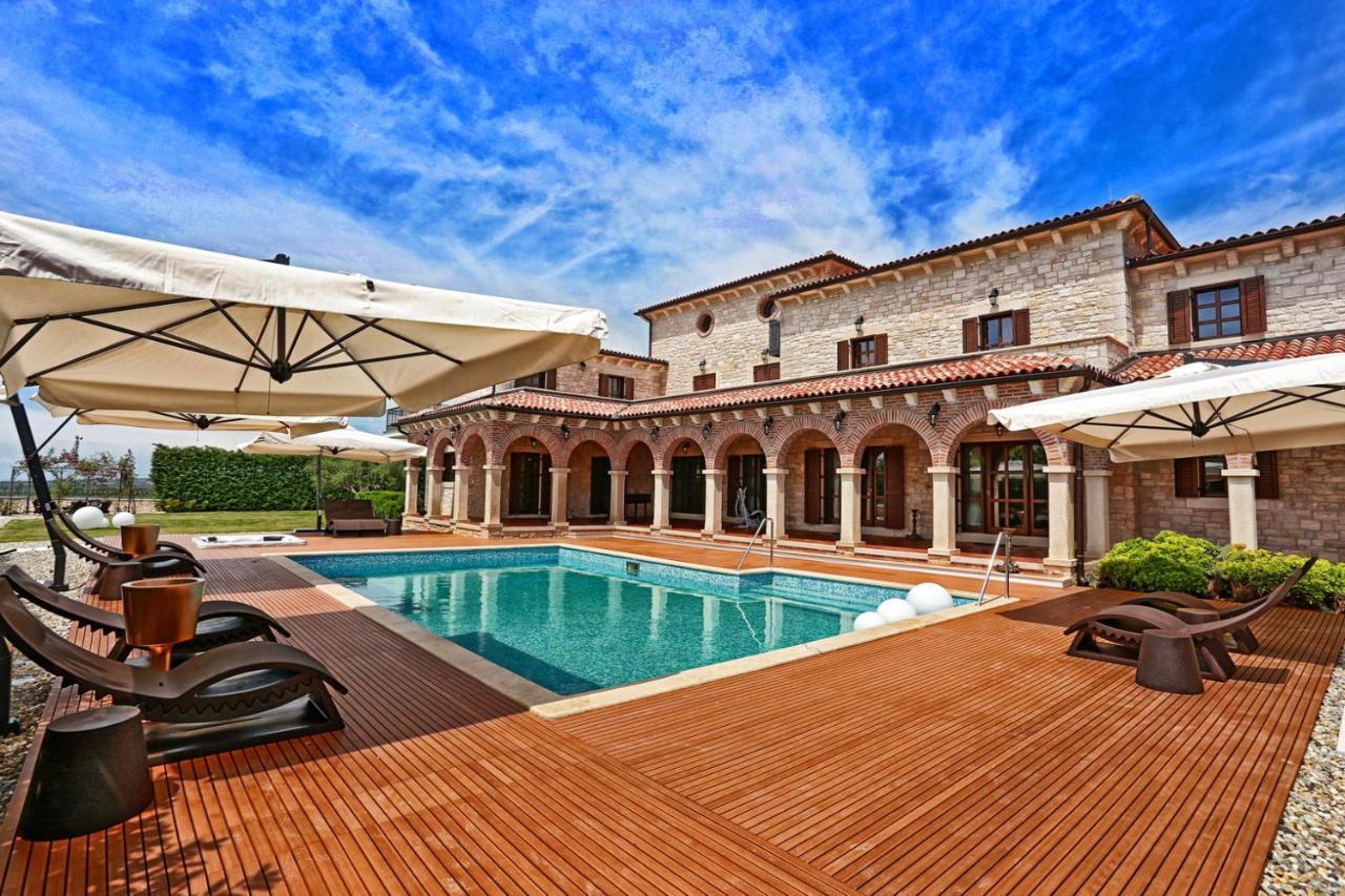 Villa Carolus-Luxurious Istrian Villa Barat  Kültér fotó