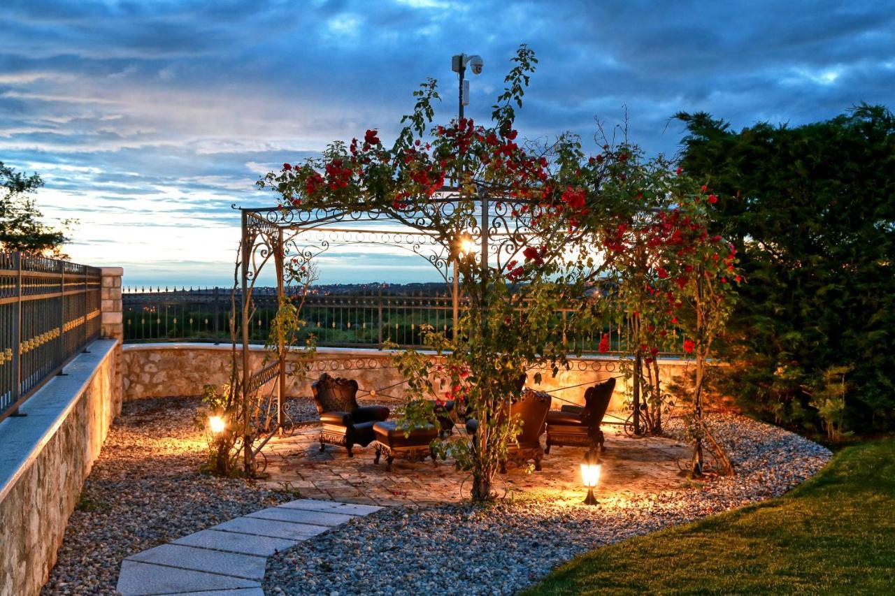 Villa Carolus-Luxurious Istrian Villa Barat  Kültér fotó